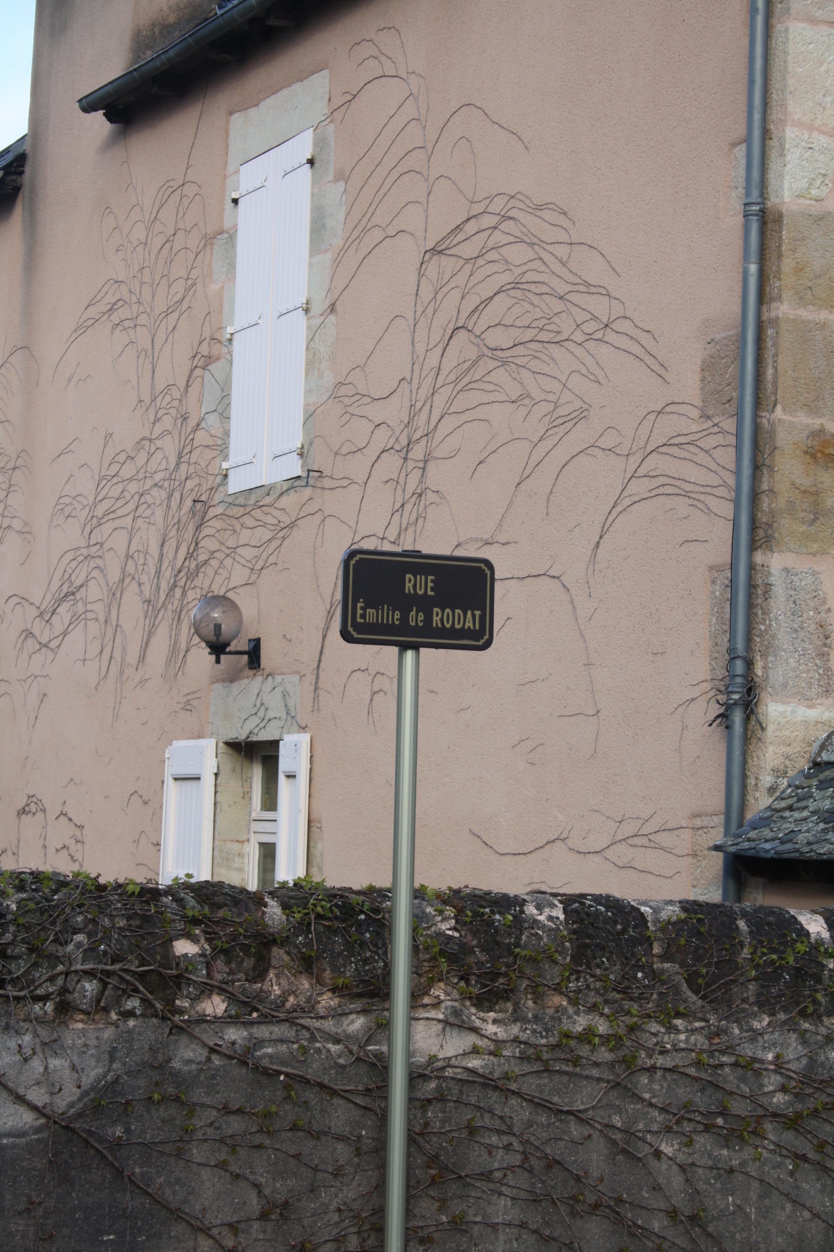 Une nouvelle rue au nom de Sainte Émilie SAINTE FAMILLE VILLEFRANCHE